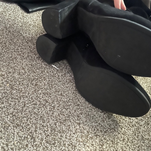 Knee high boots - Picture 4 of 4